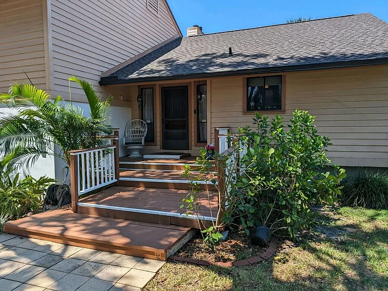 12299 McGregor Woods Cir — Photo 36