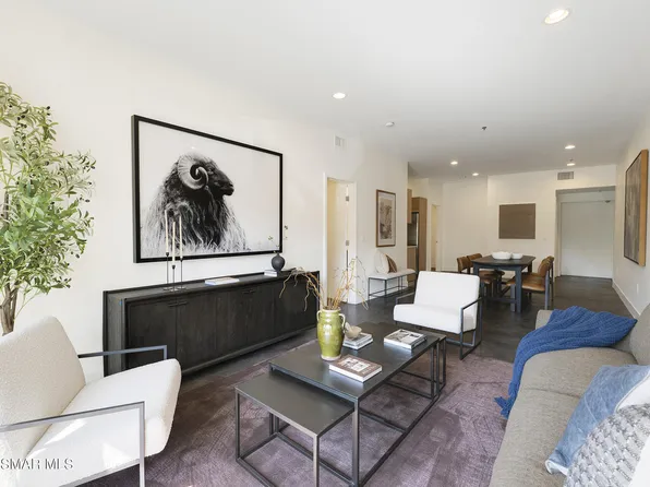 5016 Bakman Ave #104, North Hollywood, CA 91601