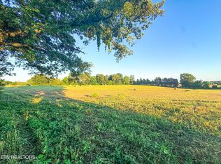 18 Summerset Farms Dr, Talbott, TN 37877