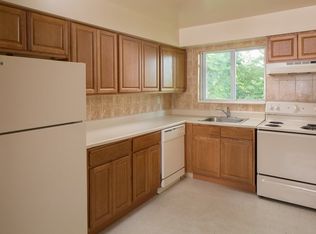 Hampton Oaks Apartments, Peekskill, NY 10566