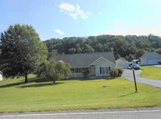 2535 Rutrough Rd, Roanoke, VA 24014