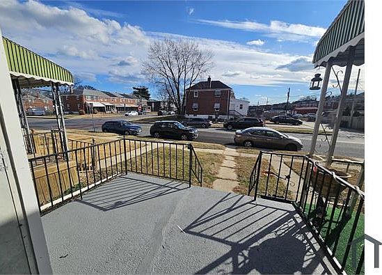 4th image of 2131 Hawthorne Rd