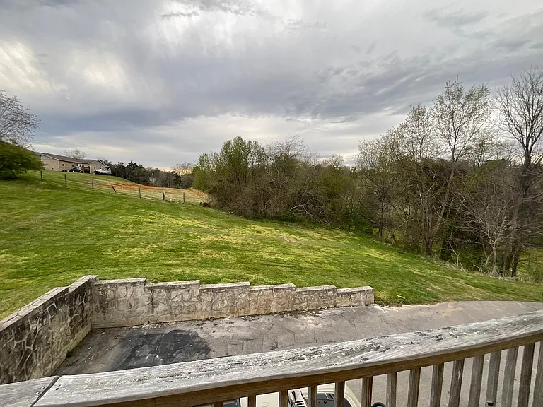 947 Nichols Rd — Photo 15