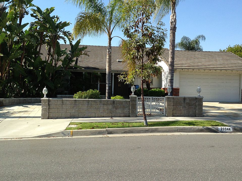 Excellent curb appeal