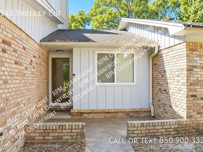 2143 Yardley Cir — Photo 2