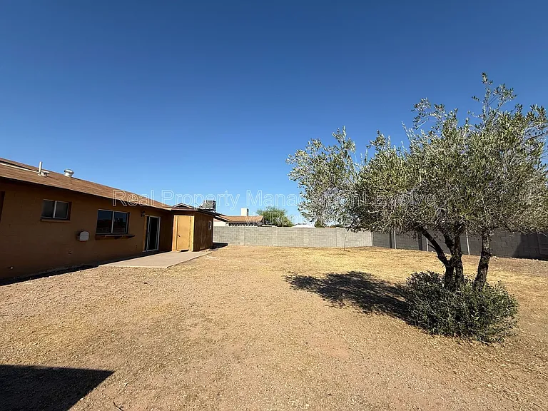 3626 W Angela Dr — Photo 27