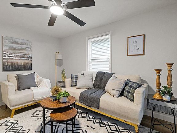 5th image of 9416 Cote Brilliante Ave