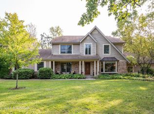 1205 Deer Trail Ln, Libertyville, IL