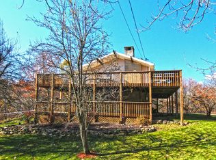 3110 W Clover Ct, Long Pond, PA 18334