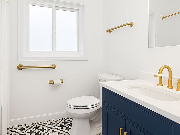 2nd image of 710 Prospect Ave N #4