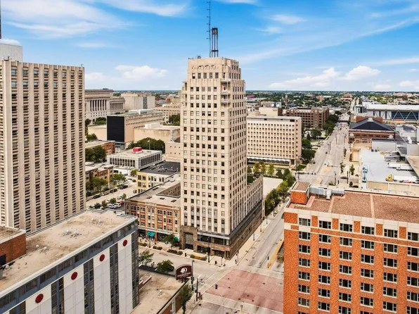 606 W Wisconsin AVENUE #1801, Milwaukee, WI 53203