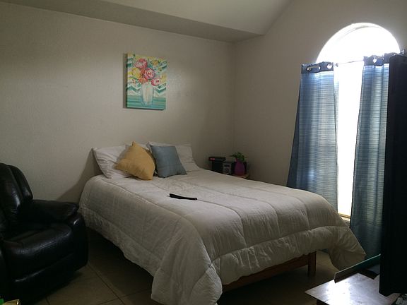4th image of 666 Quail Hollow St