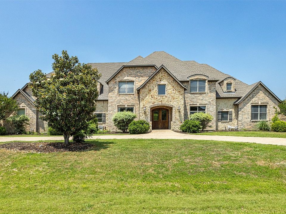 1st image of 4512 Mahogany Ln