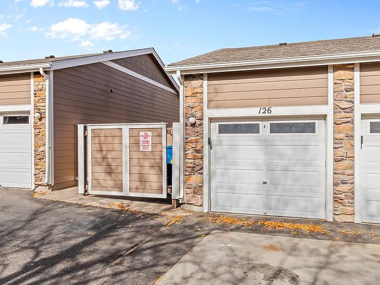 13235 Holly St #E — Photo 18
