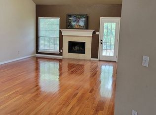 9608 Santa Fe Cir, Irving, TX 75063