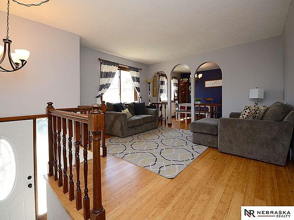 5th image of 12148 Erskine Cir