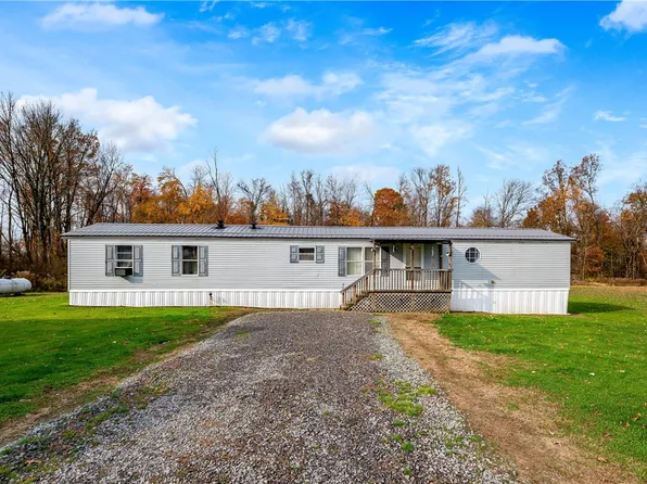 201 Waterloo Rd, Polk, PA 16342