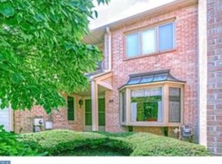 72 Militia Hill Dr, Chesterbrook, PA 19087