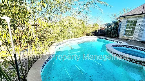 1185 Len Mar Dr Photo 1