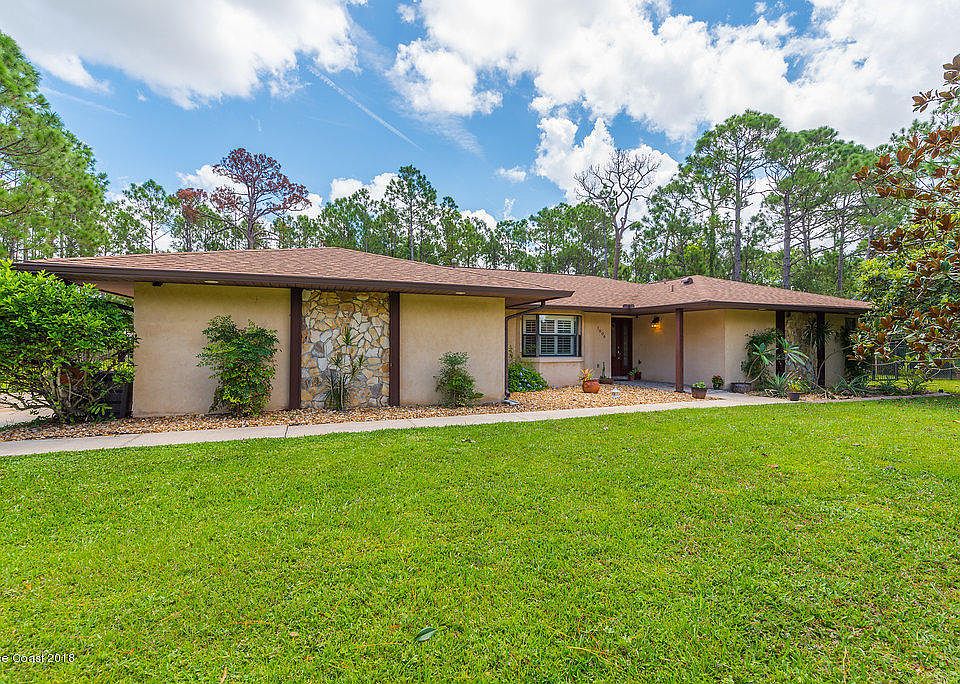 1st image of 1806 Laurel Oak Dr N