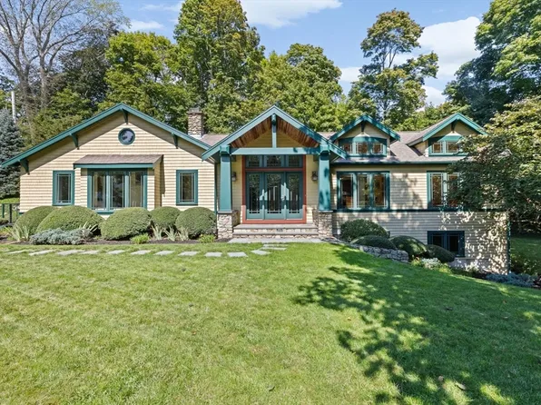 40 Jerusalem Rd, Cohasset, MA 02025