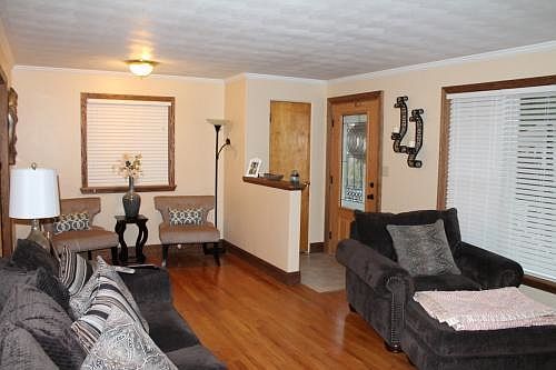 5th image of 173 Capitol Dr #1