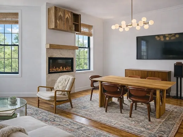 274 Bleecker St, Brooklyn, NY 11237