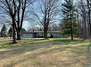 10598 N 500 E, Syracuse, IN