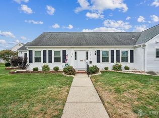 214 Mayflower Way #A, Monroe Township, NJ 08831