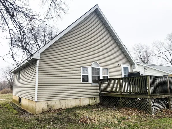 201 E South St, Mulberry Grove, IL 62262