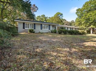 3807 Hillcrest Ln, Mobile, AL 36693