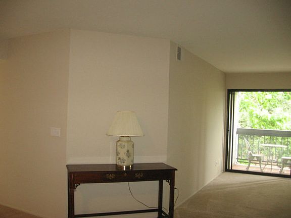 4th image of 55 W 20th Ave APT 206