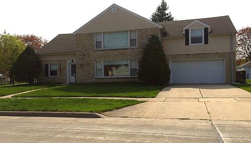 1st image of 2107 Ludington Ave