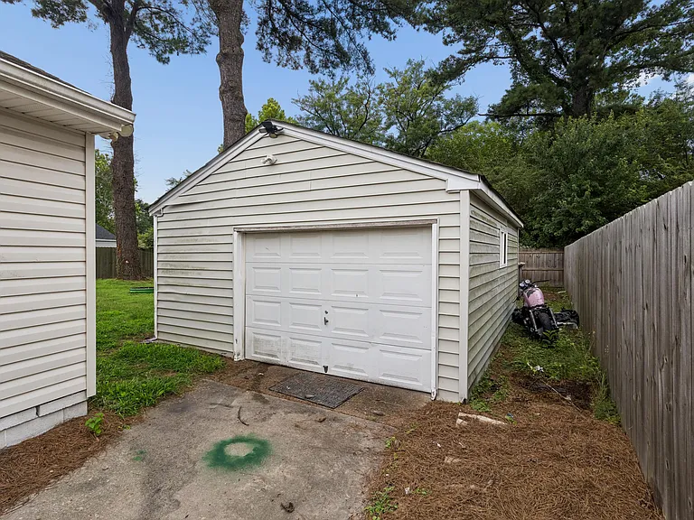 507 Bunche Blvd — Photo 5