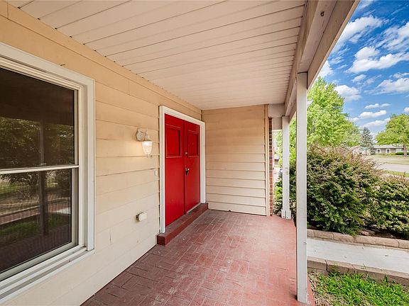 3rd image of 3295 Brookshire Dr