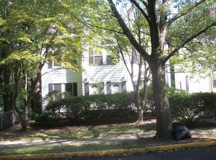 147 N Fullerton Ave, Montclair, NJ 07042