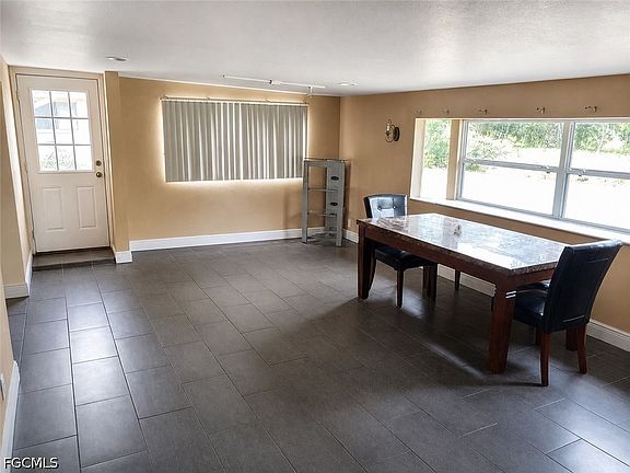 5th image of 1591 Sunkist Way