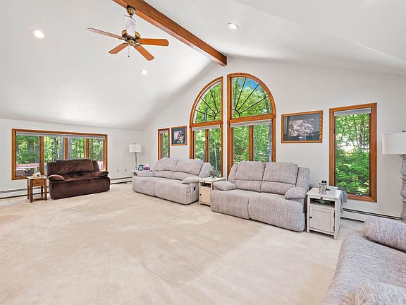 5th image of 19 Wedgewood Drive