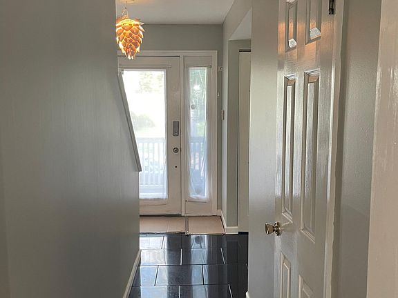 5th image of 5716 Kingsbury Pl