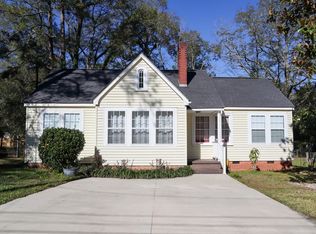 1108 W Burdeshaw St, Dothan, AL 36303