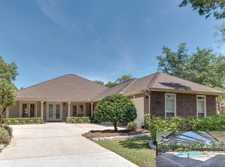 2766 Pebble Beach Dr, Navarre, FL 32566