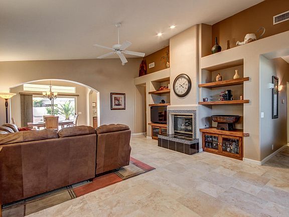 3rd image of 9009 W Escuda Dr