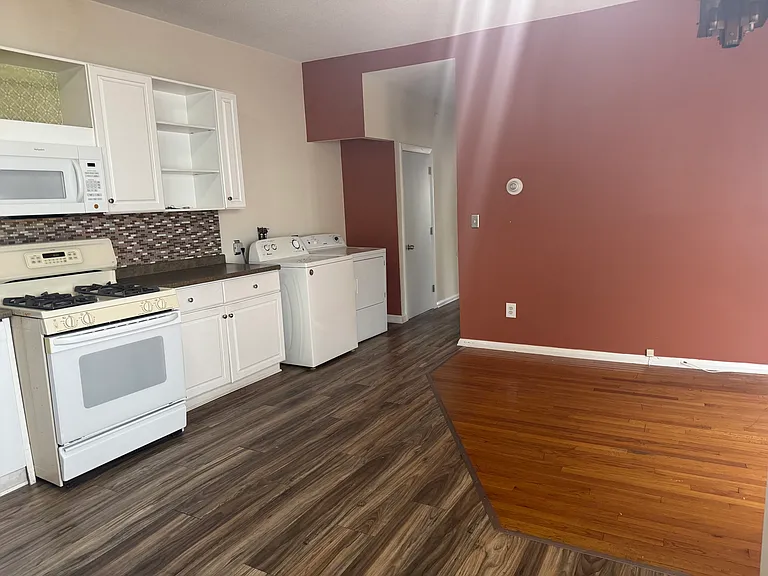 19-21 Everett Ave #1 — Photo 3