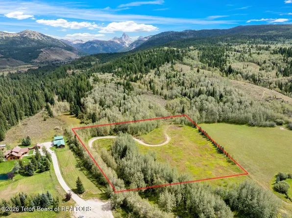 420 E Aspen Meadow Ln, Alta, WY 83414