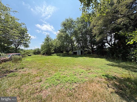 11th image of 10540 Worton Rd
