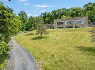 60 Fawn Hill Rd, Cornwall, NY 12518