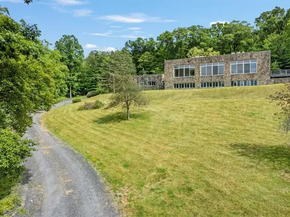 60 Fawn Hill Road, Cornwall, NY 12518