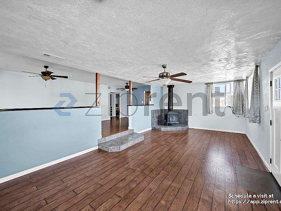 5th image of 43822 Palm Ave