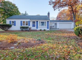 95 Starr Ln, Attleboro, MA 02703