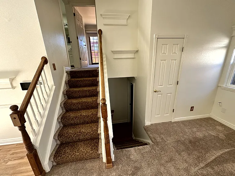4825 S Pitkin Way — Photo 8